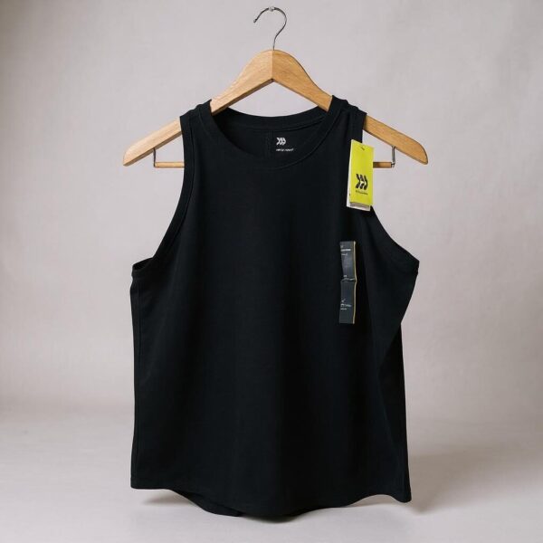 Playera deportiva sin manga color negro - Talla L - All in motion