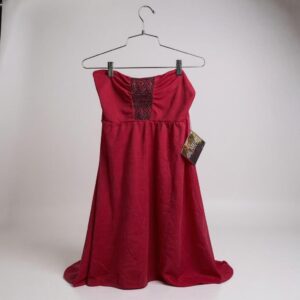 Salida de baño straple -Fucsia  Talla L - Marca Legaci