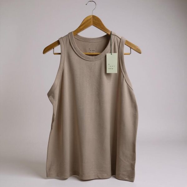 Blusa sin mangas beige - Talla L - All New day