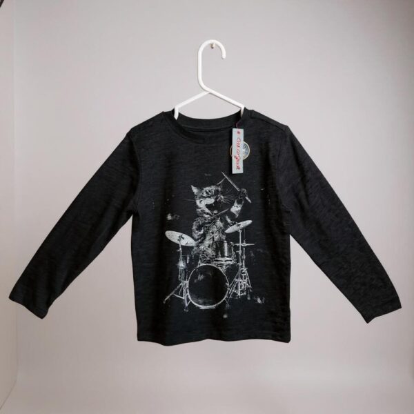 Blusa manga larga gris oscuro diseño gato roquero -brilla es la oscuridad - Talla 6/7 – Cat & Jack - Image 2