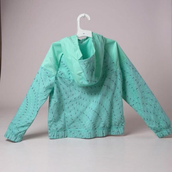 Chumpa deportiva con capucha - Talla M 7/8 - Nike - Image 2